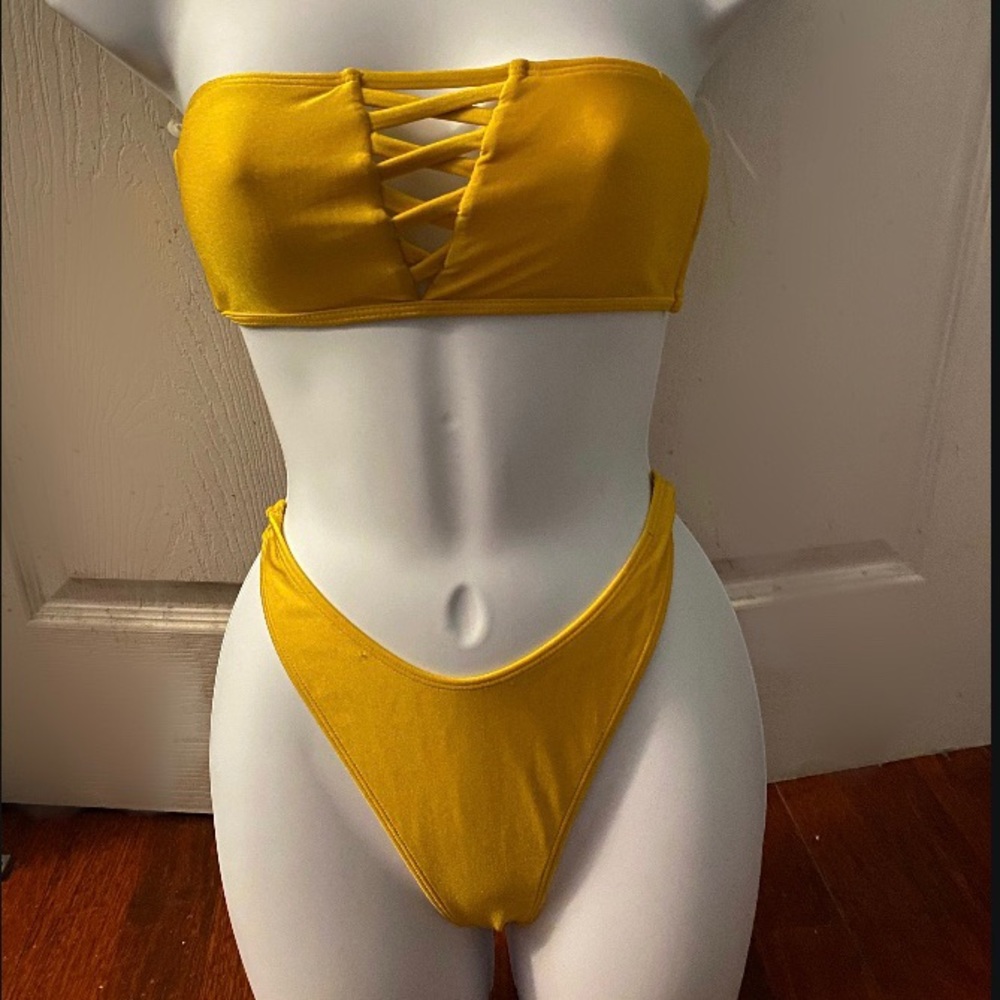 High waist- Swimwear